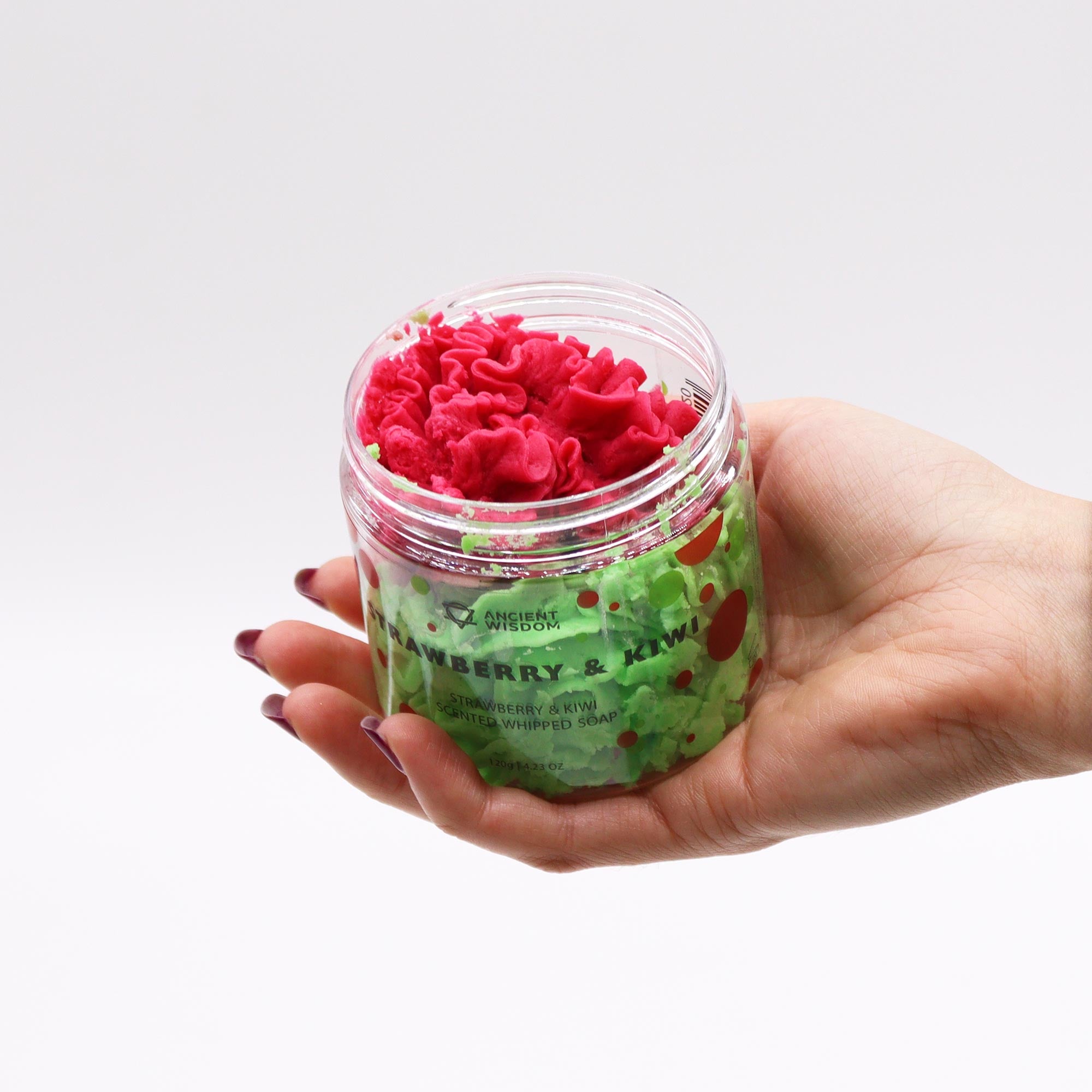 Savon à la crème fouettée peau éclatante fraise et kiwi 120g