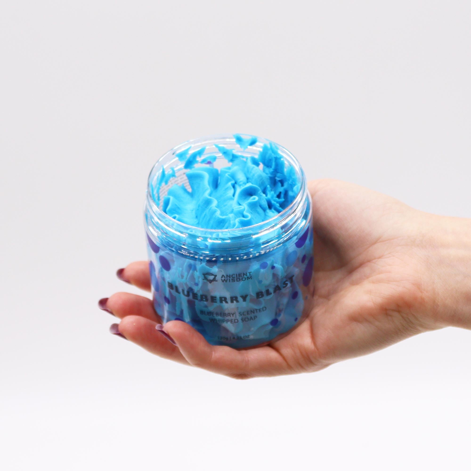 Savon à la crème fouettée aux myrtilles 120g